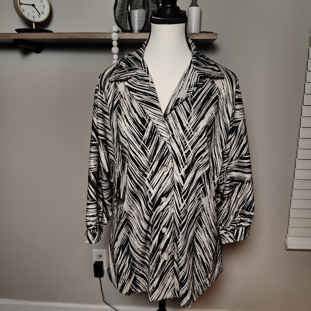 Vintage Prince Dallas Black and White Patterned Button Down Shirt